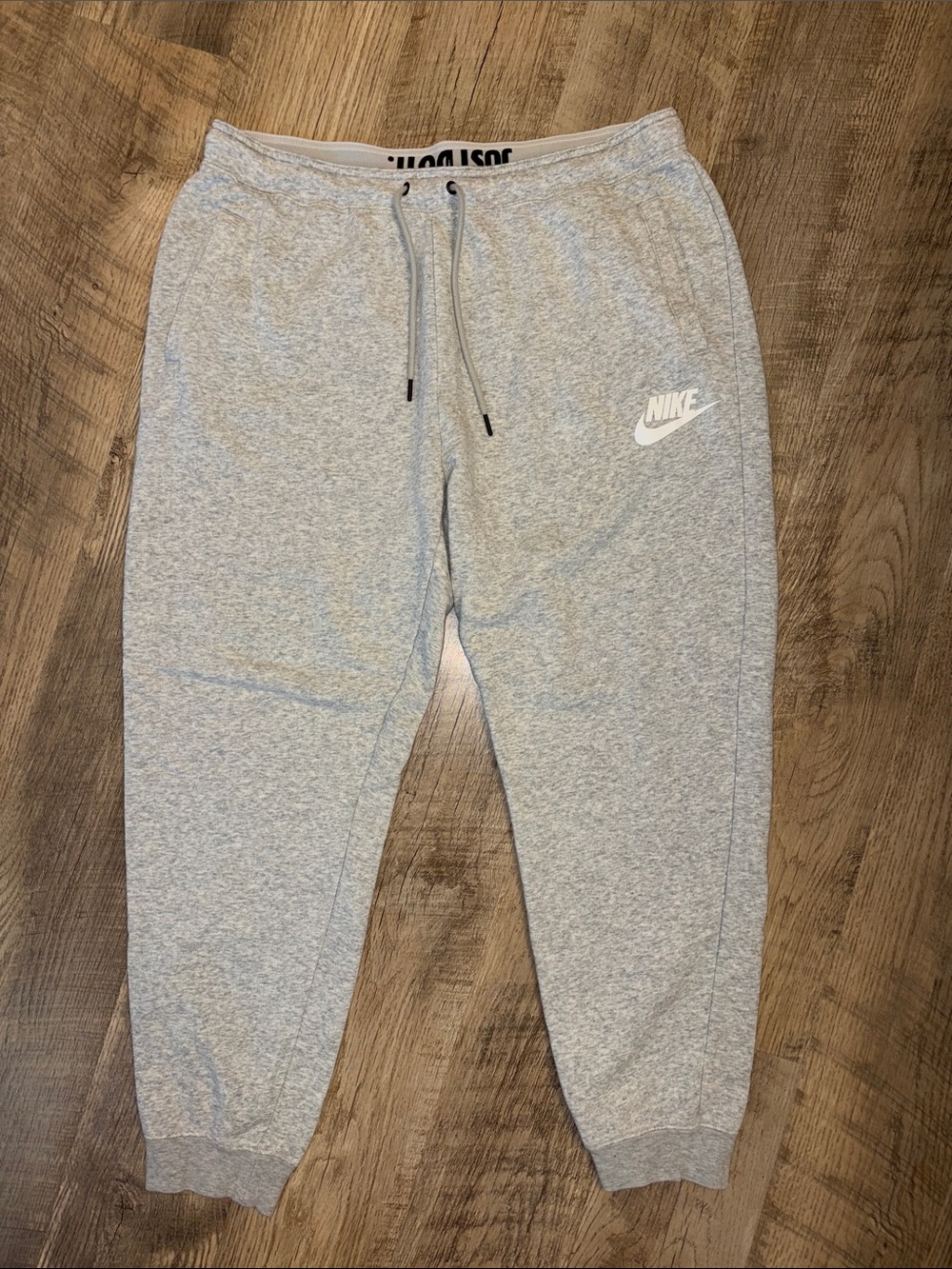 Nike Men’s‎ Light Grey Joggers